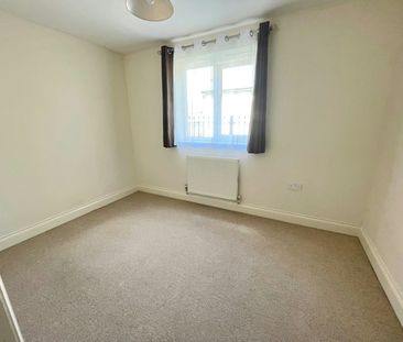 Flat to rent on - Photo 4