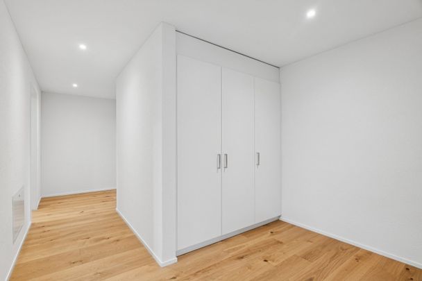 "Welcome to your new home!" - Photo 1