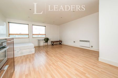 studio to rent Foundry, The Mill, Ipswich, IP4 - Photo 2