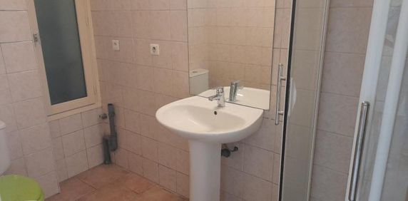 Location Appartement 1 pièce 27m² CANNES 06150 - Photo 2