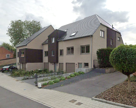 Recent 2-slaapkamer appartement met tuin en dubbele garage - Photo 3