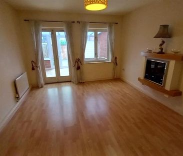 2 bedroom terraced house to rent - Photo 3