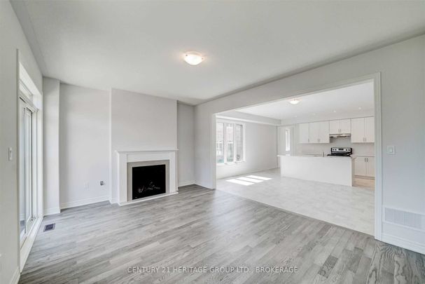 For Lease - 5 Frederick Taylor Way, East Gwillimbury, Ontario - Photo 1