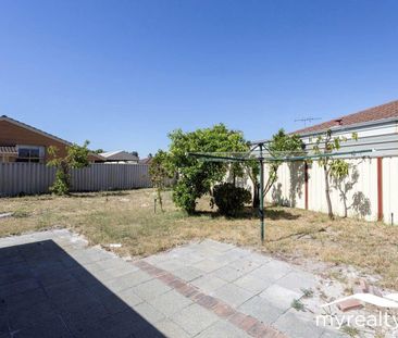 Spacious 3-Bedroom Home with Multiple Living Areas - Photo 2