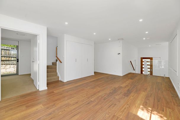 3/23 Gatton Street, Farrer. - Photo 1