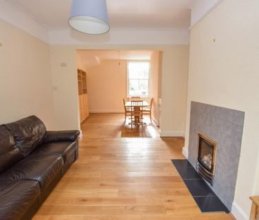 2 bedroom terraced house to rent - Photo 1