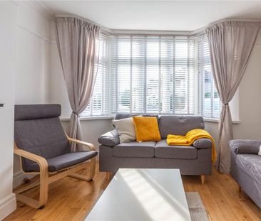 4 bedroom terraced house to rent - Photo 3