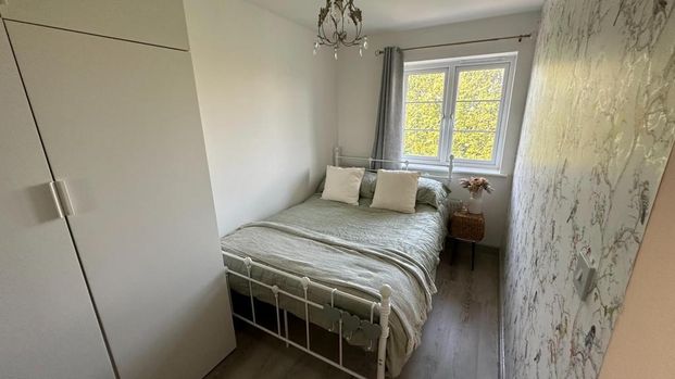4 bedroom house to rent - Photo 1