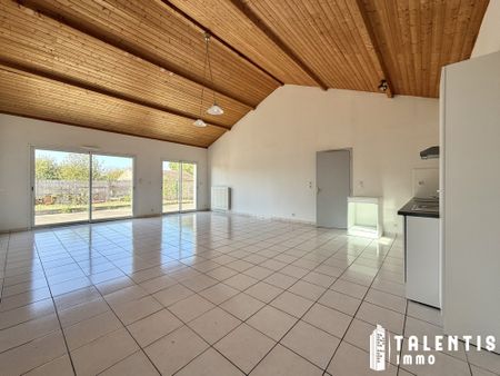 Location Maison 3 pièces 85m² CHAUMES EN RETZ 44320 - Photo 2
