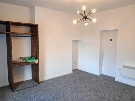 Studio to rent - Photo 3