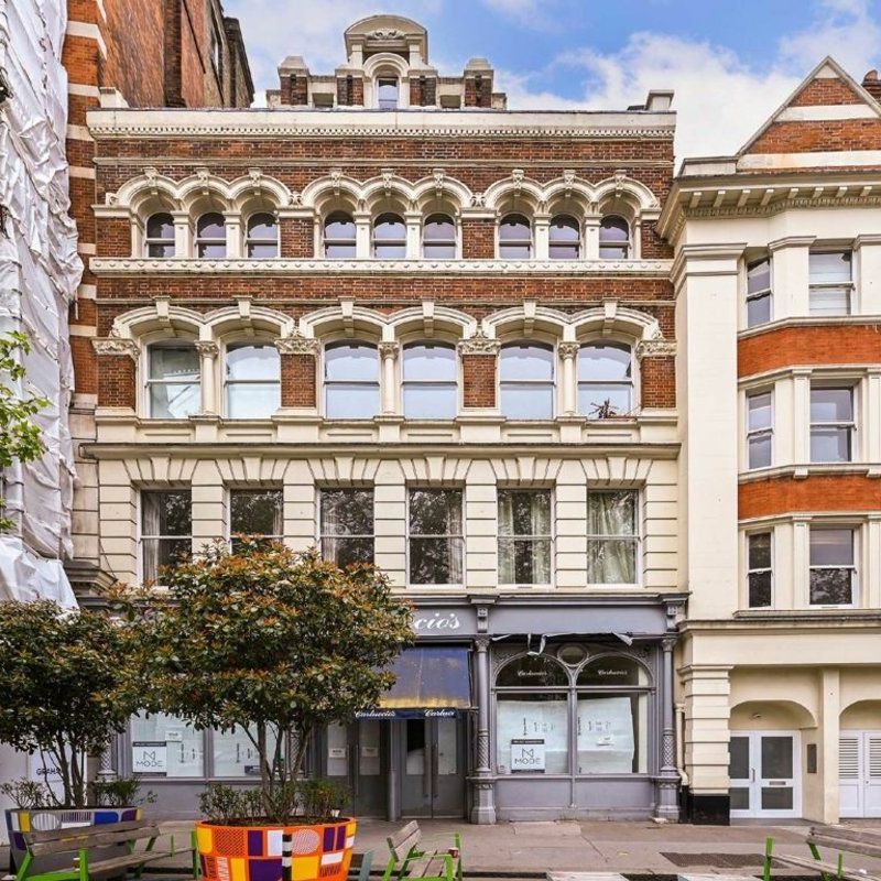 West Smithfield, Farringdon, EC1A - Photo 1