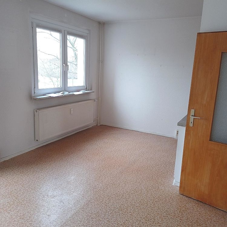 Charmante 3-Zimmer-Wohnung mit Balkon In Sanierung - Foto 1