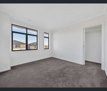 "Bright, Spacious, and Ready to Welcome You – Your Perfect Family H... - Photo 4