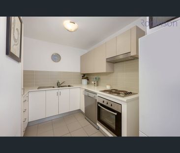 702/738 Hunter Street, Newcastle West, NSW 2302 - Photo 4