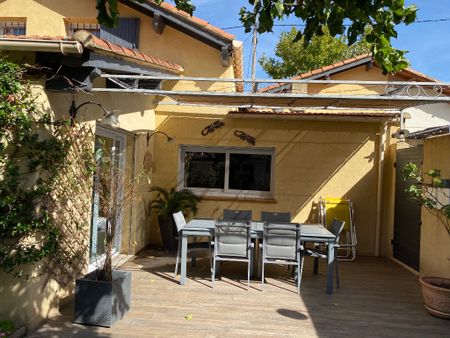 MAISON 135M² 5 CHAMBRES LES MILLES - Photo 3