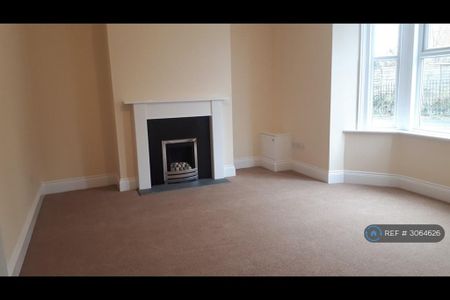4 bedroom terraced house to rent - Photo 2