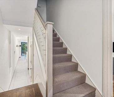 4 bedroom terraced house to rent - Photo 3