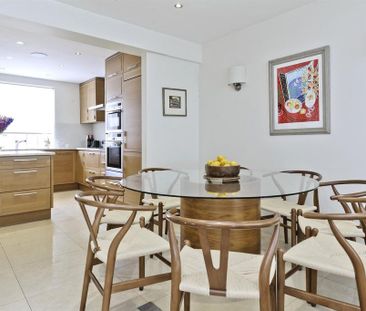 4 bedroom detached house to rent - Photo 1