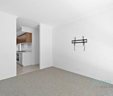 A Quality Residence in a Prime Location!! - Photo 2