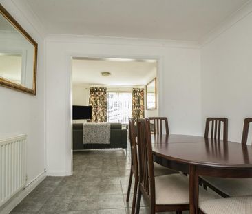 3 bedroom semi-detached house to rent - Photo 2