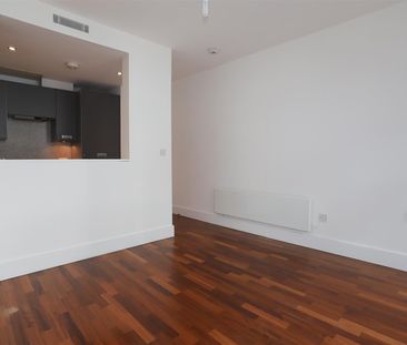 Burton Place, Manchester - Photo 6