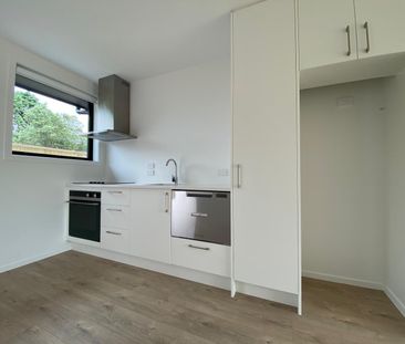 Brand New House in Mt Wellington - Photo 1