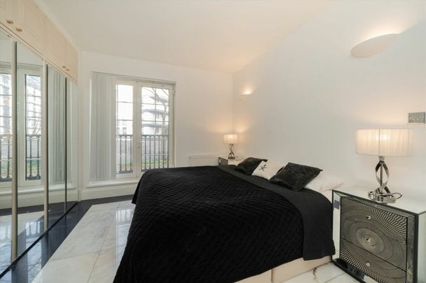 Carlyle Court, SW10, London - Photo 1