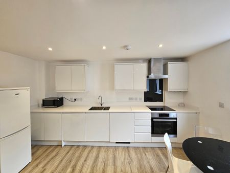 2 Bed Student Accommodation - Photo 5