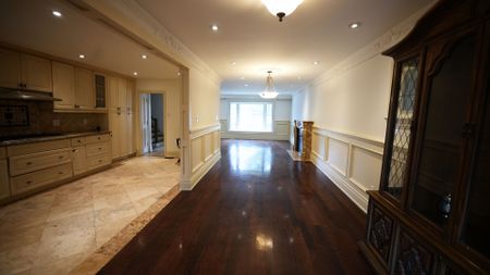 For Lease - 138 NEWTON Drive, Toronto, Ontario - Photo 2