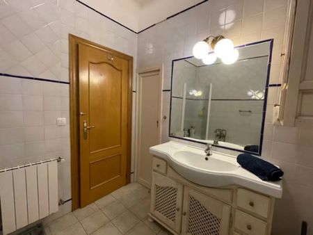 Plaça de Manises, Valencia, Valencian Community 46003 - Photo 3