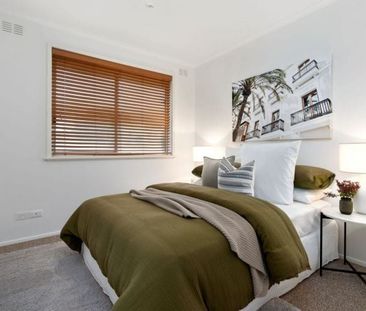 544 Colleen Place, Lavington - Photo 5