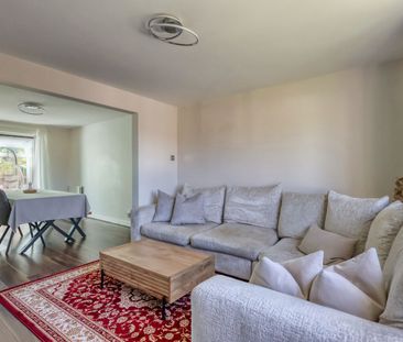 3 Bedroom Semi Detached House To Rent - Photo 1