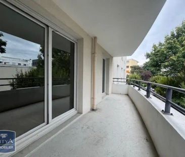 Appartement à louer 3 pièces 67.35m² - Photo 2