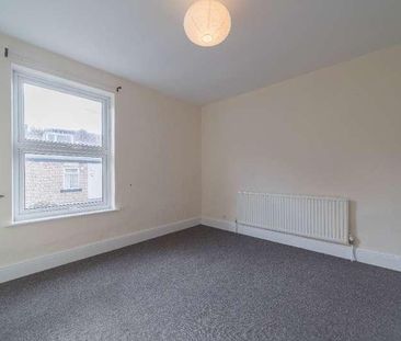 Derbyshire Lane, Gleadless Valley, Sheffield, S8 - Photo 3