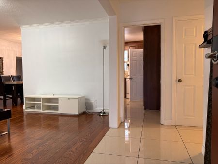 For Lease - 5 Fleetwell Court Unit# Main, Toronto, Ontario - Photo 4