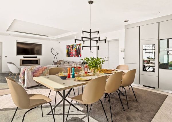 Luxury Villa for rent in Marbella Del Este, Andalusia