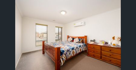 Modern Home in Quiet Court! - Photo 2