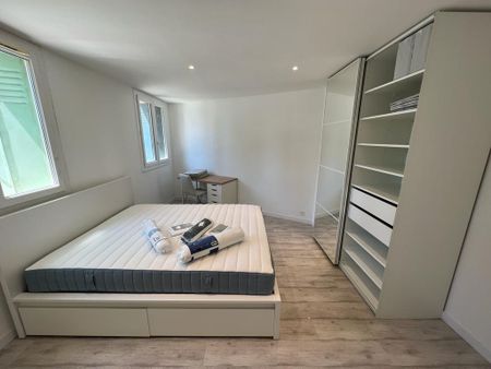 Location Appartement 4 pièces 72m² MARSEILLE 5ème - Photo 5