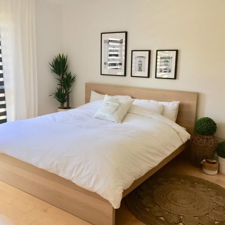 Magnifique condo rénové 4½ de 750 pi² face au parc Père-Marquette, un des secteurs les plus recherchés de Rosemont Petite Patrie. Dispo dès 15 juillet - Photo 1