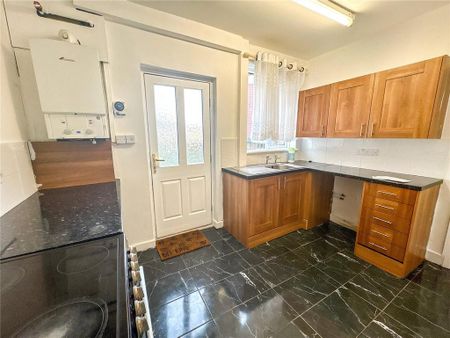 2 bedroom semi-detached house to rent - Photo 5