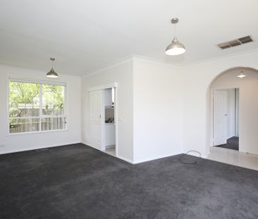 2/1 Asquith Street, Kew - Photo 2