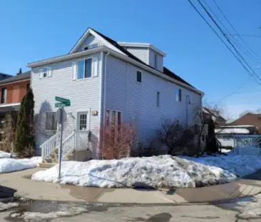 3-41 Fairview Ave | 41 Fairview Ave, Hamilton - Photo 1