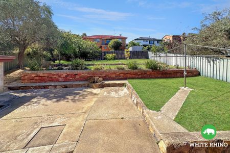 52 Richard Avenue, Queanbeyan - Photo 5