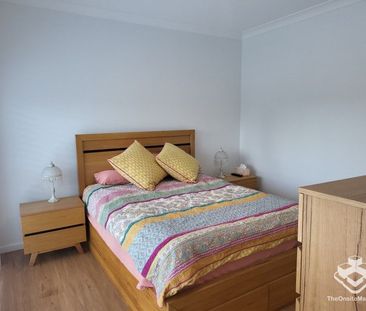 FULLY RENOVATED 140SQM TOP FLOOR APARTMENT - Photo 5