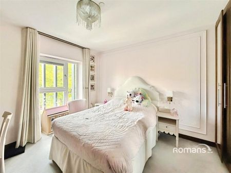 4 bedroom terraced house to rent - Photo 3