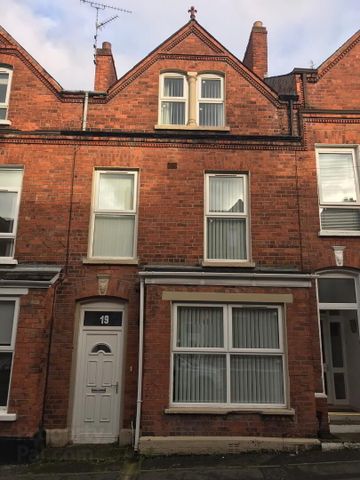 19 Orient Gardens, BT146LH, Belfast - Photo 2