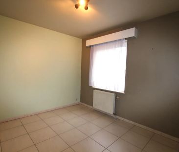 RUIM APPARTEMENT MET GARAGE IN HET CENTRUM - Photo 3