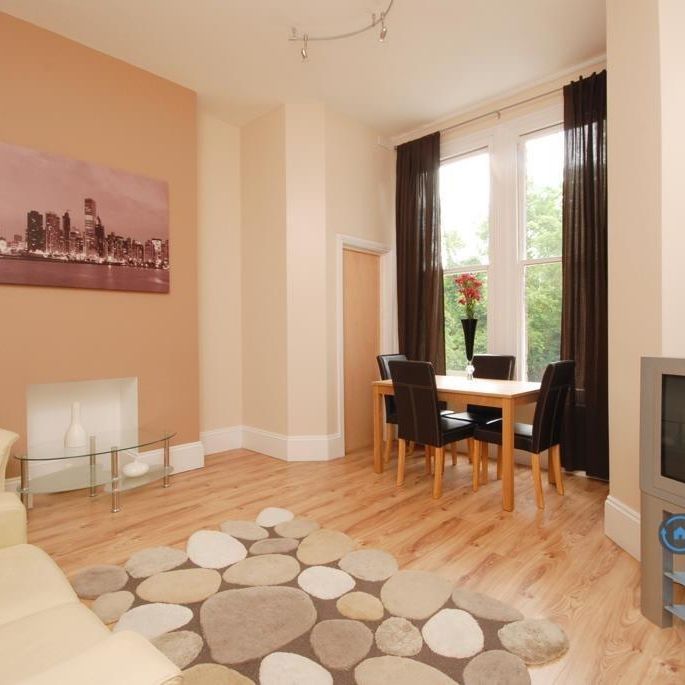 3 bedroom flat to rent - Photo 1