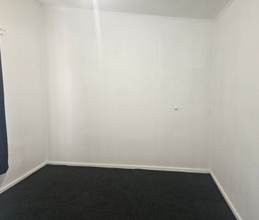 Three Bedroom Home - Available 08&sol;09&sol;2025 - Photo 1