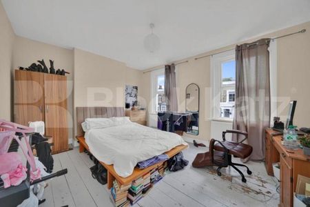 Spacious 6-Bedroom House – Perfect for Students & Professional Sharers - Photo 3